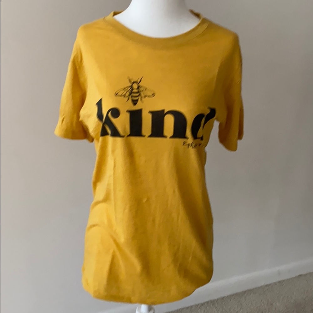 Be Kind Gold Tee Small